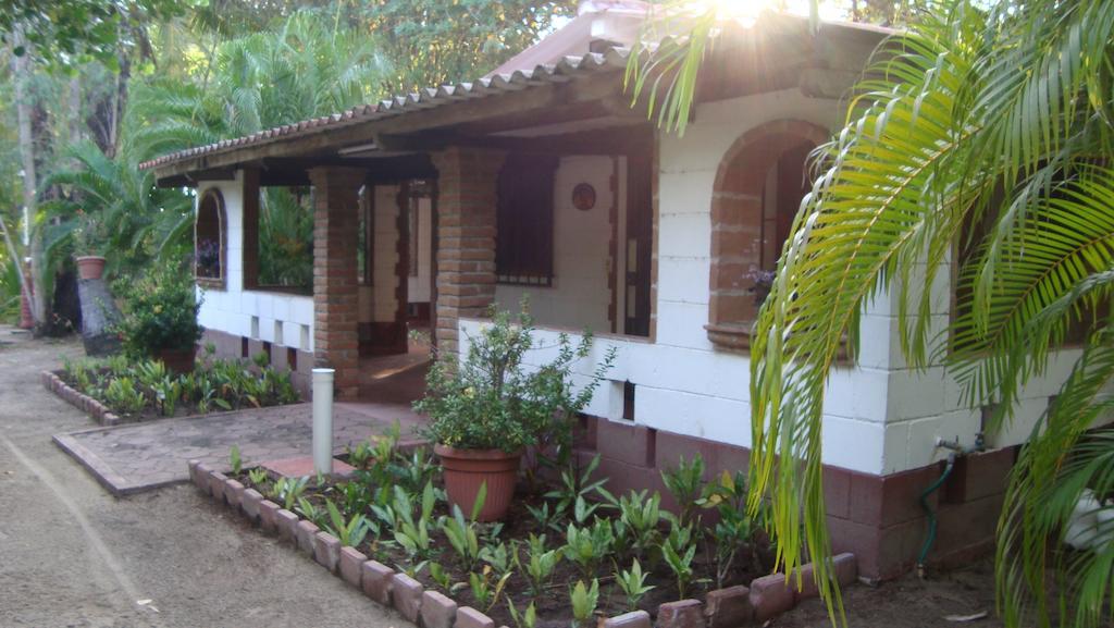 Quinta Erika Boutique Hotel By Rotamundos Coyuca de Benitez Екстериор снимка